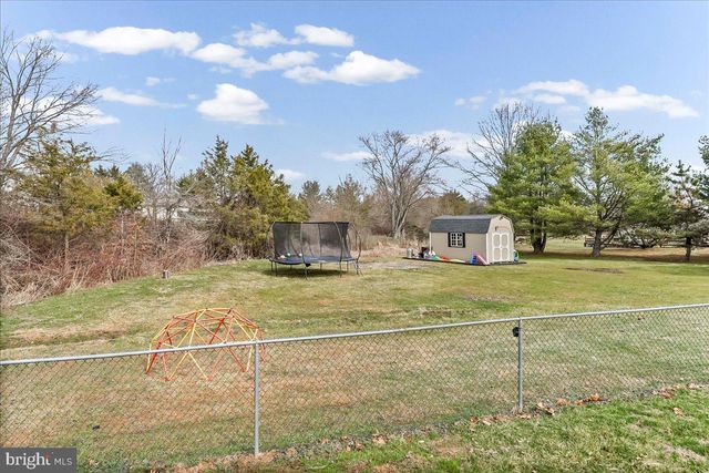 2411 BIG RD, Gilbertsville, PA 19525
