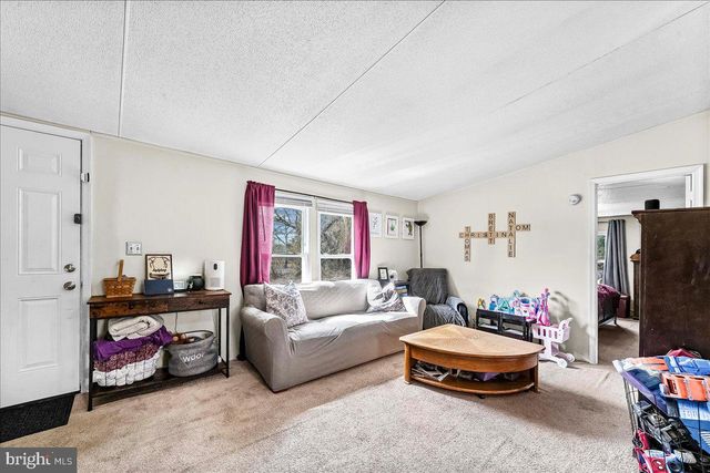 2411 BIG RD, Gilbertsville, PA 19525