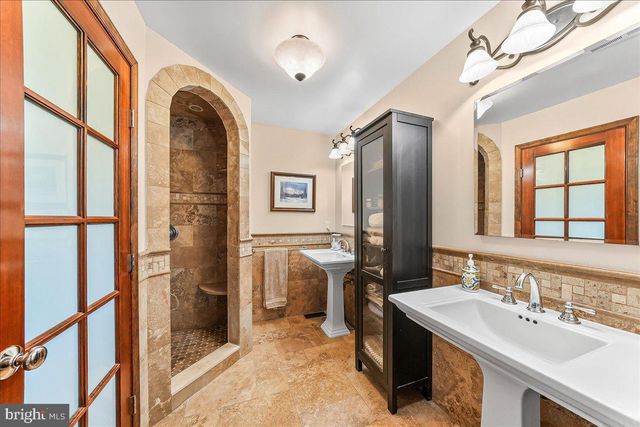 5 TOP OF THE OAKS, Chadds Ford, PA 19317