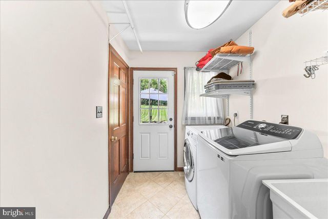 5 TOP OF THE OAKS, Chadds Ford, PA 19317