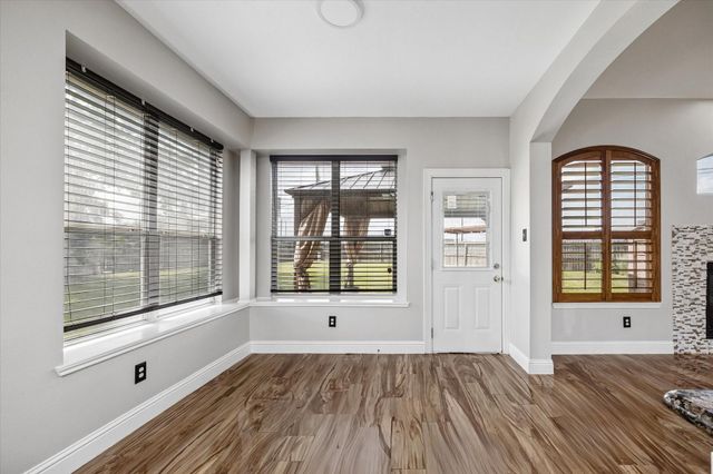 8422 W W Sienna Cove Lane Lane, Houston, TX 77083