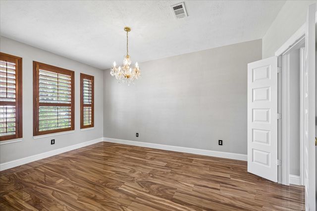 8422 W W Sienna Cove Lane Lane, Houston, TX 77083