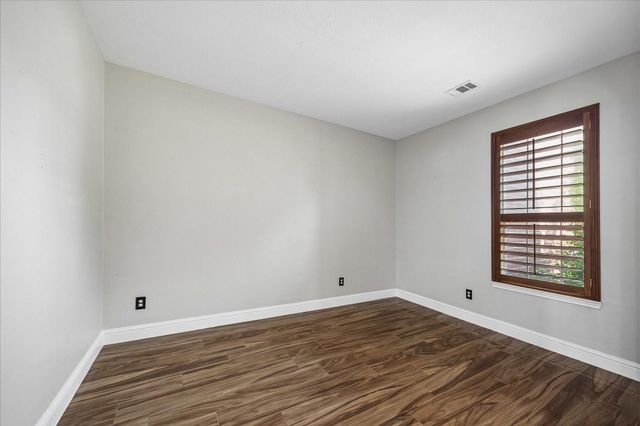 8422 W W Sienna Cove Lane Lane, Houston, TX 77083