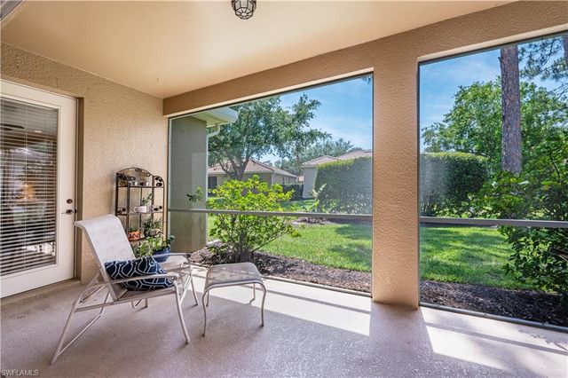 3911 Aurora CT, Naples, FL 34116