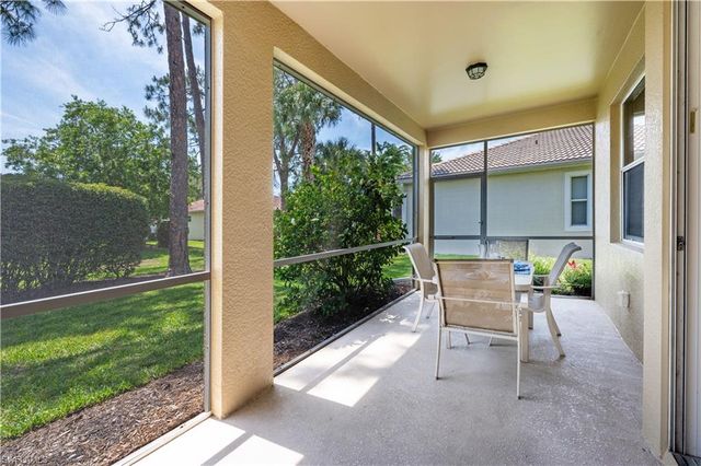 3911 Aurora CT, Naples, FL 34116