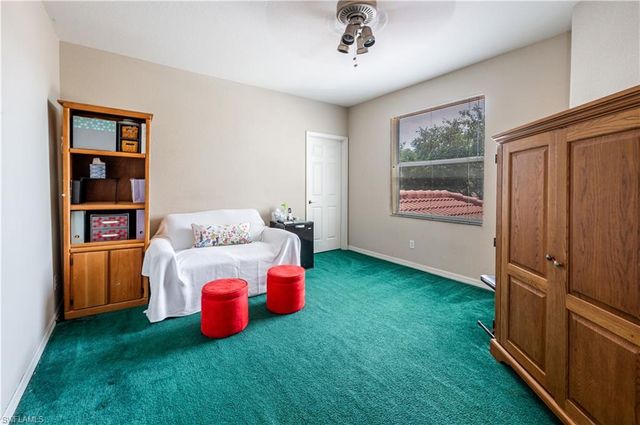 3911 Aurora CT, Naples, FL 34116