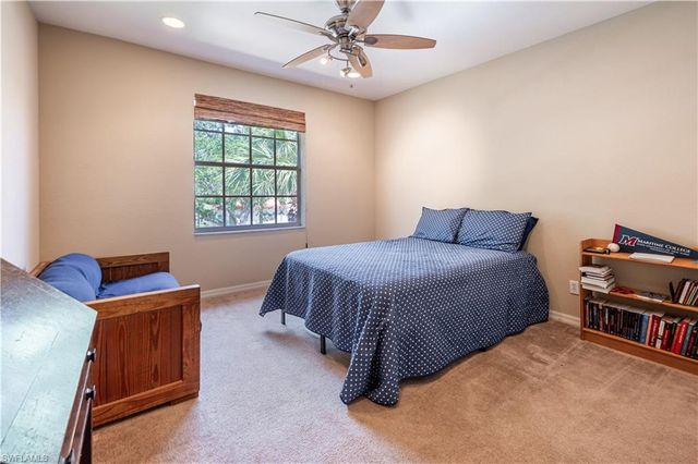 3911 Aurora CT, Naples, FL 34116