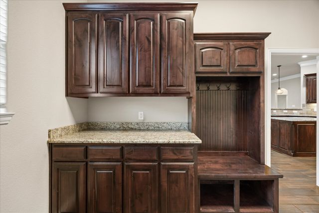2038 Clive Drive, Granbury, TX 76048