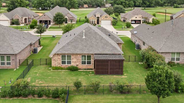 2038 Clive Drive, Granbury, TX 76048