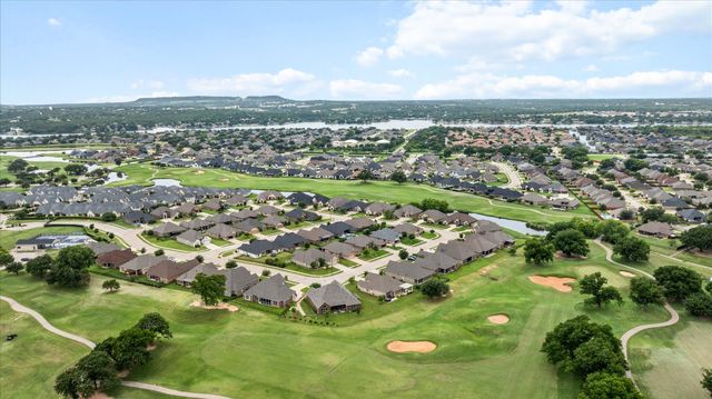 2038 Clive Drive, Granbury, TX 76048