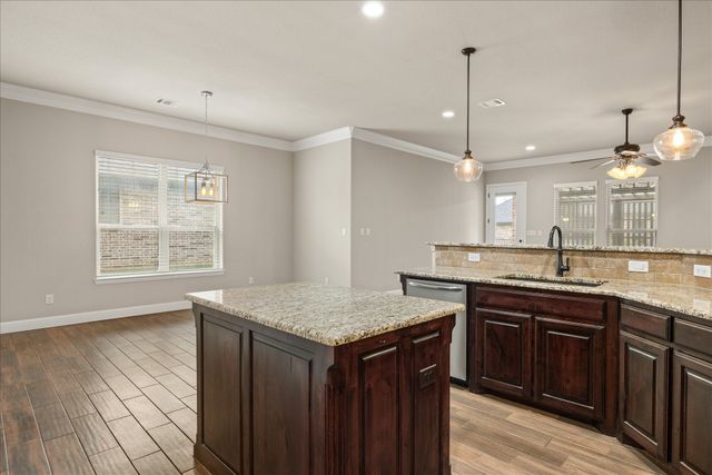 2038 Clive Drive, Granbury, TX 76048