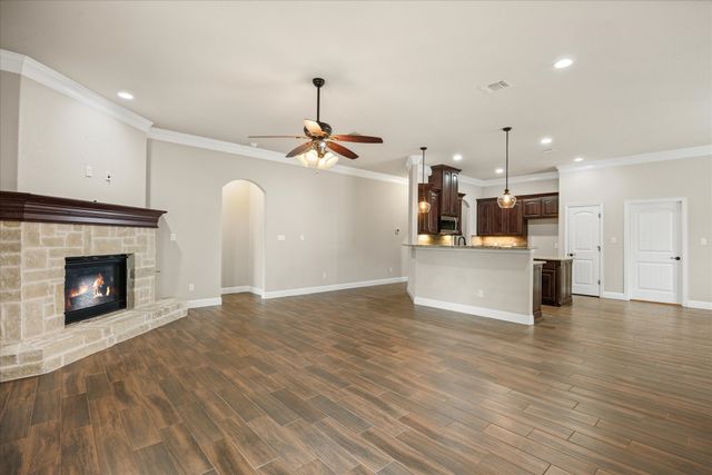 2038 Clive Drive, Granbury, TX 76048
