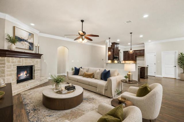 2038 Clive Drive, Granbury, TX 76048