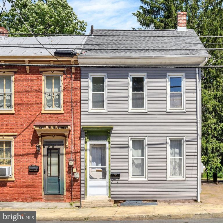 139 N EAST ST, Carlisle, PA 17013