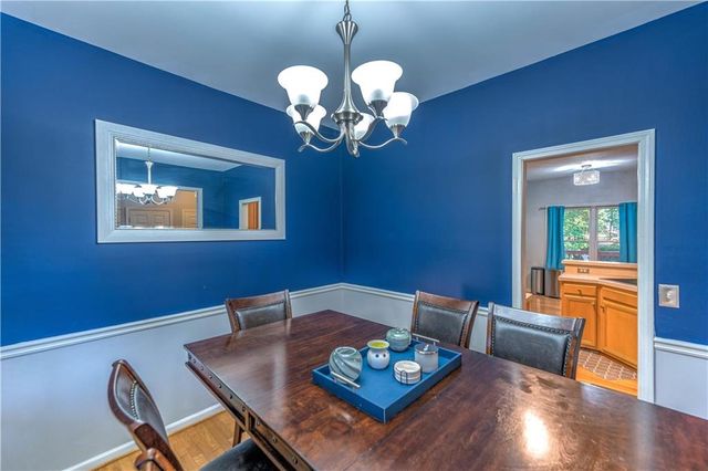 4321 Clairesbrook Lane, Acworth, GA 30101