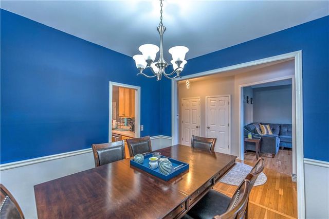 4321 Clairesbrook Lane, Acworth, GA 30101