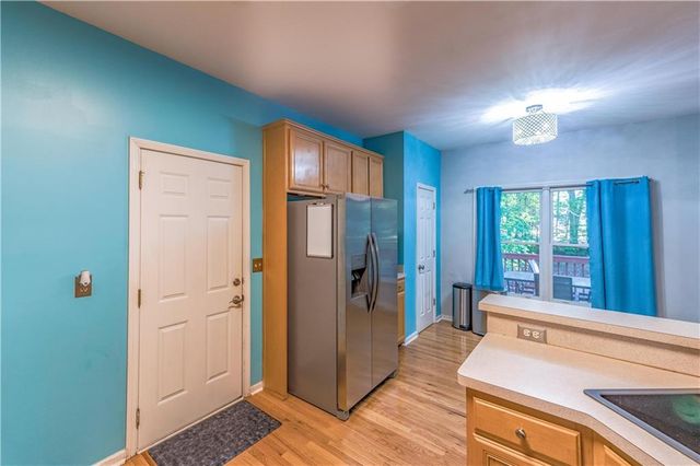 4321 Clairesbrook Lane, Acworth, GA 30101