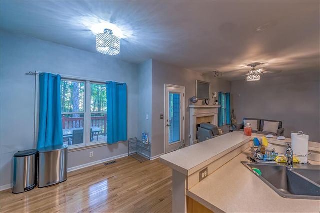 4321 Clairesbrook Lane, Acworth, GA 30101