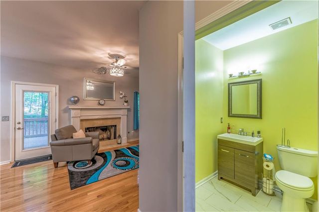 4321 Clairesbrook Lane, Acworth, GA 30101