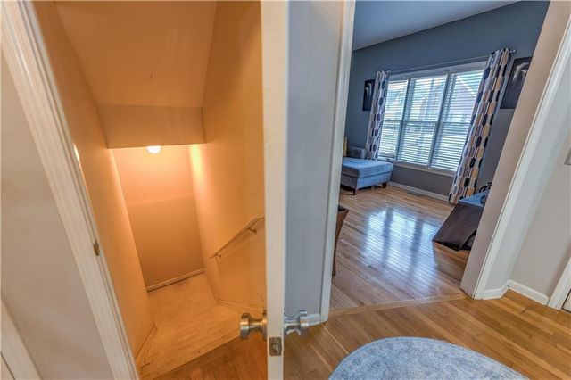 4321 Clairesbrook Lane, Acworth, GA 30101