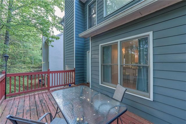 4321 Clairesbrook Lane, Acworth, GA 30101