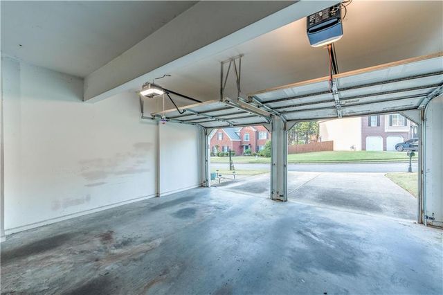 4321 Clairesbrook Lane, Acworth, GA 30101