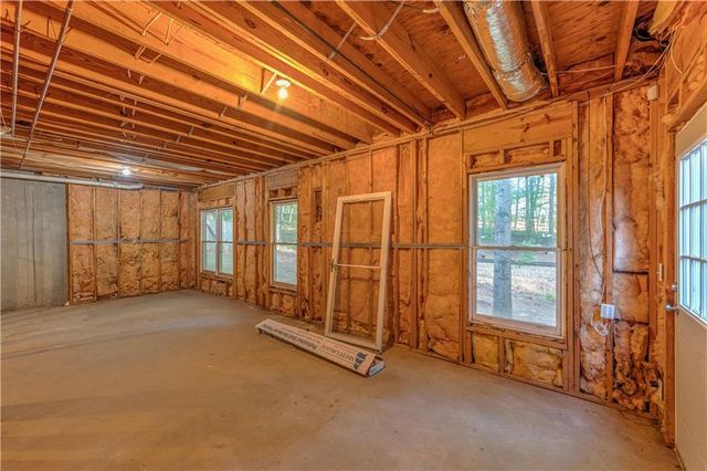 4321 Clairesbrook Lane, Acworth, GA 30101