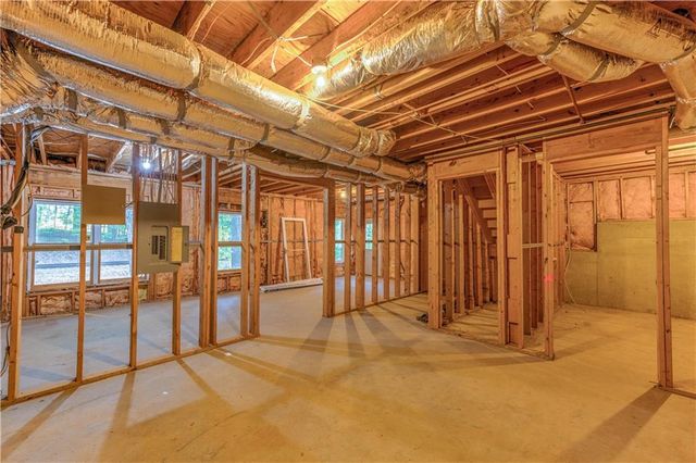 4321 Clairesbrook Lane, Acworth, GA 30101