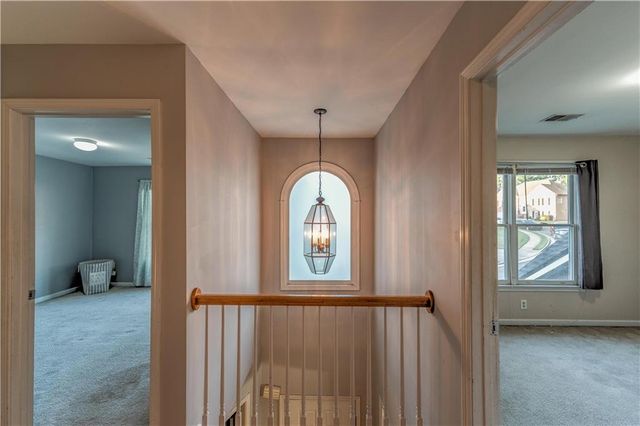 4321 Clairesbrook Lane, Acworth, GA 30101