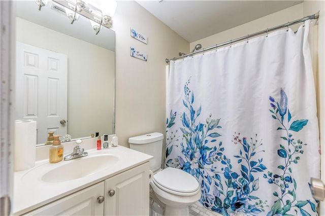 4321 Clairesbrook Lane, Acworth, GA 30101