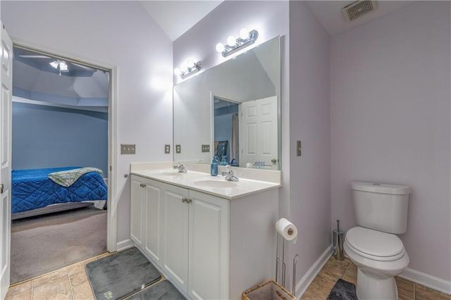 4321 Clairesbrook Lane, Acworth, GA 30101