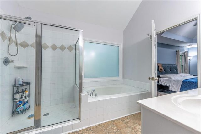 4321 Clairesbrook Lane, Acworth, GA 30101