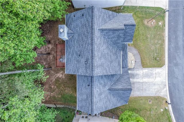 4321 Clairesbrook Lane, Acworth, GA 30101