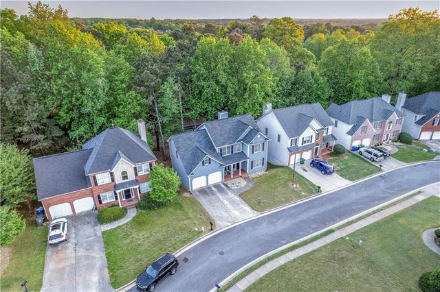 4321 Clairesbrook Lane, Acworth, GA 30101