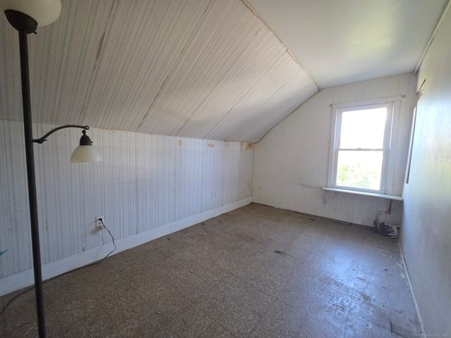 13 Central Avenue, Griswold, CT 06351