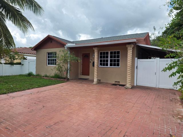 905 S F Street, Lake Worth Beach, FL 33460
