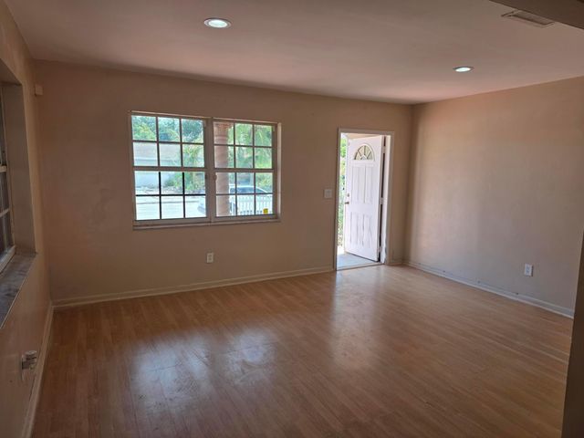 905 S F Street, Lake Worth Beach, FL 33460