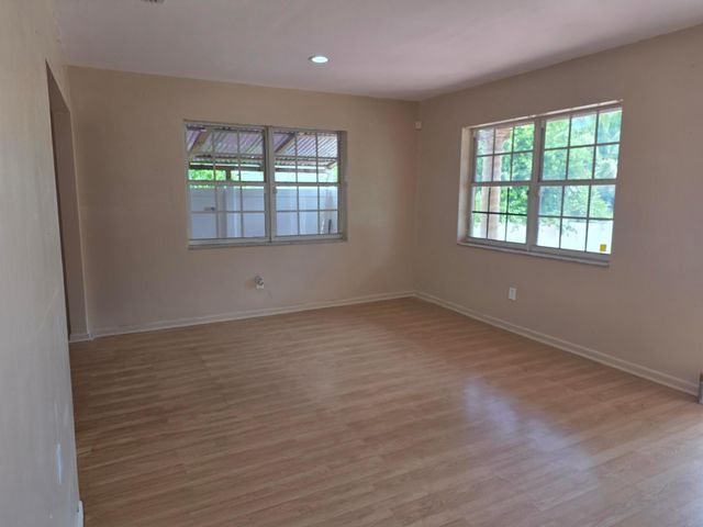 905 S F Street, Lake Worth Beach, FL 33460