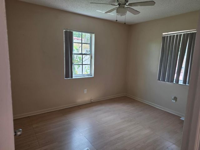 905 S F Street, Lake Worth Beach, FL 33460