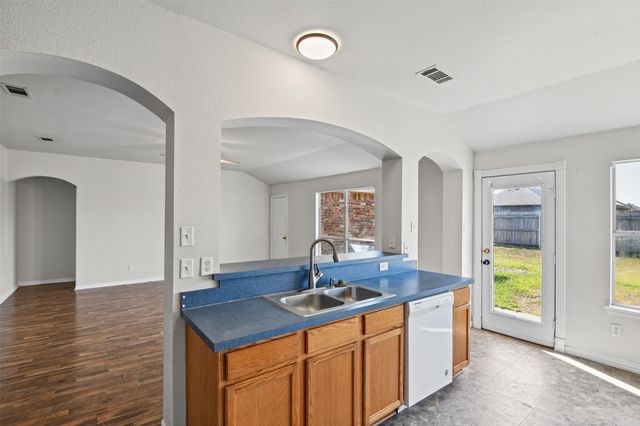 115 Angelina Drive, Crandall, TX 75114