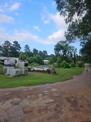 9375 FM 729, Avinger, TX 75630