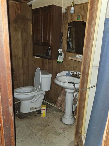 9375 FM 729, Avinger, TX 75630