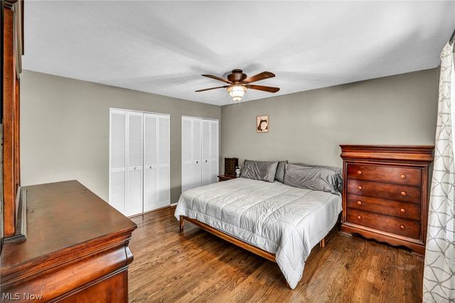 5862 Gareau Drive, North Olmsted, OH 44070