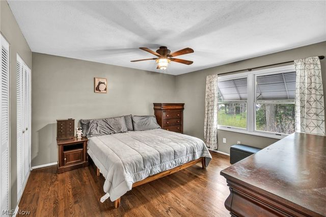 5862 Gareau Drive, North Olmsted, OH 44070