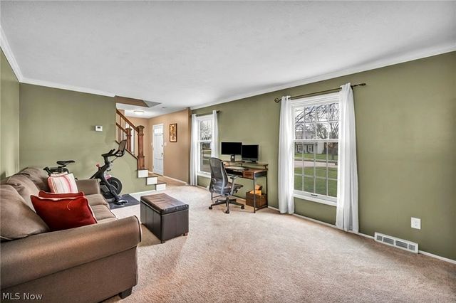 5862 Gareau Drive, North Olmsted, OH 44070