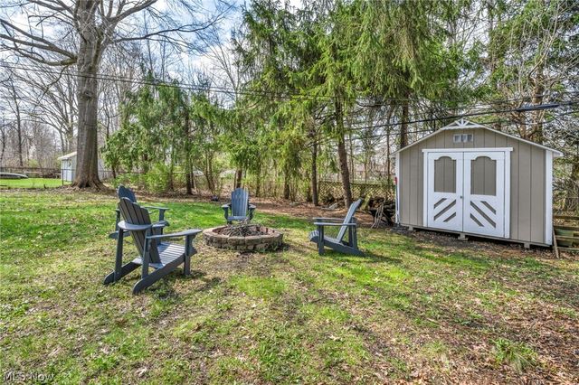 5862 Gareau Drive, North Olmsted, OH 44070