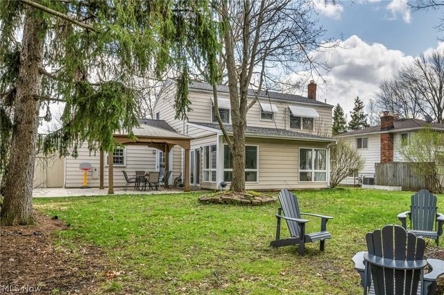 5862 Gareau Drive, North Olmsted, OH 44070