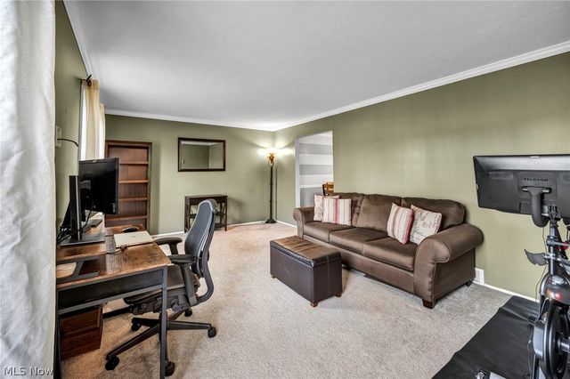 5862 Gareau Drive, North Olmsted, OH 44070