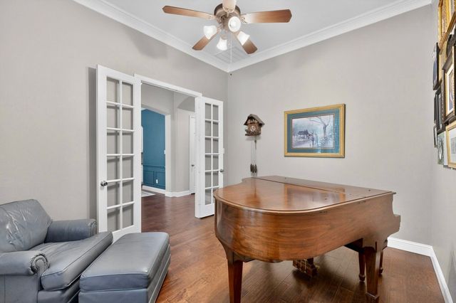 700 Salmon Run Court, Euless, TX 76039