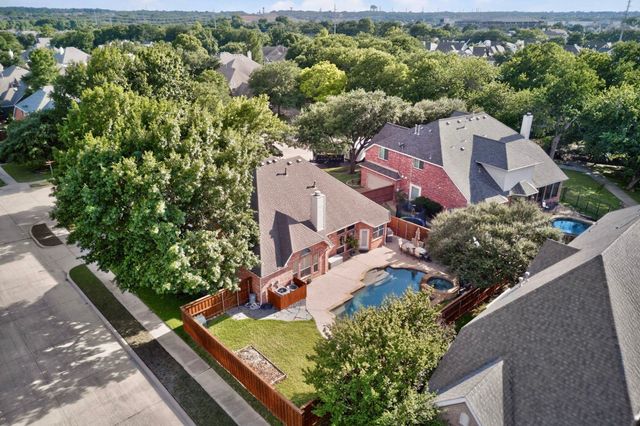 700 Salmon Run Court, Euless, TX 76039